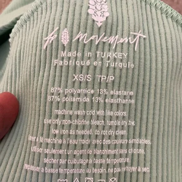 FP Movement Women's Free Throw Strappy Back Cutout Crop Tank Size XS - Picture 2 of 6